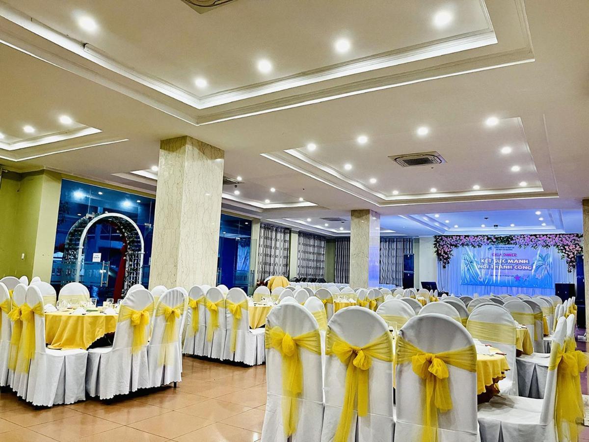 My Khe 2 Da Nang Seafront Hotel Екстер'єр фото