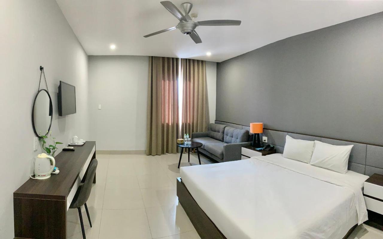 My Khe 2 Da Nang Seafront Hotel Екстер'єр фото