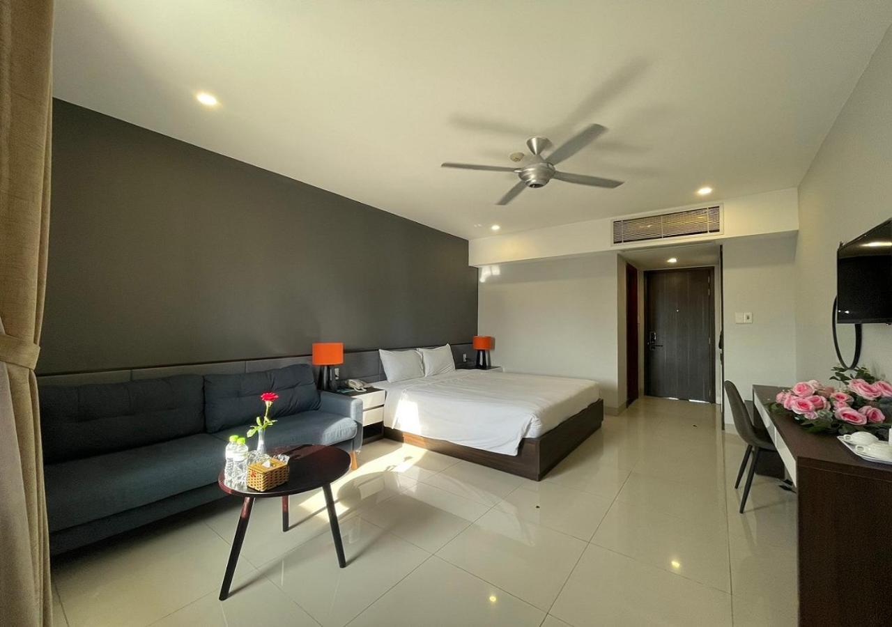 My Khe 2 Da Nang Seafront Hotel Екстер'єр фото