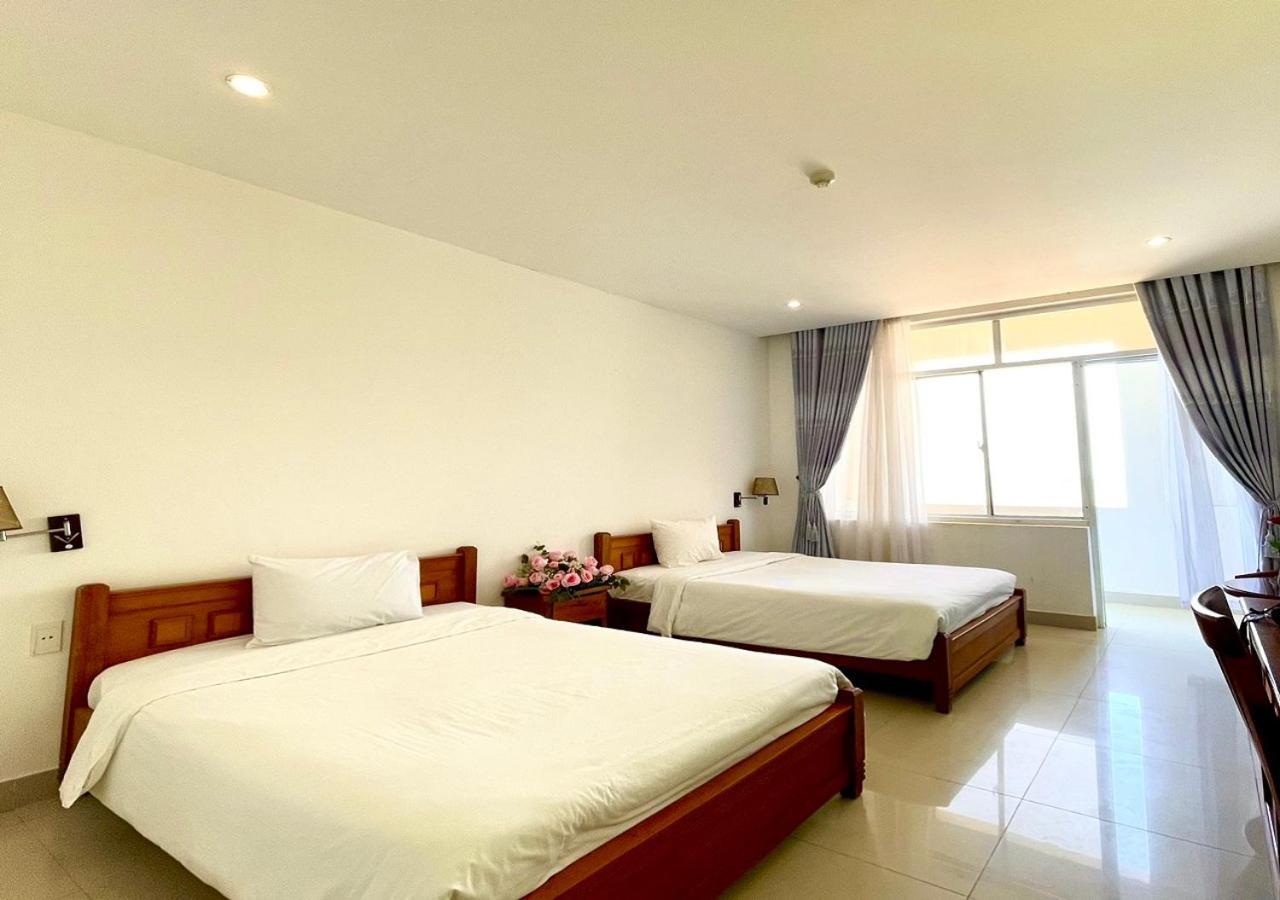 My Khe 2 Da Nang Seafront Hotel Екстер'єр фото
