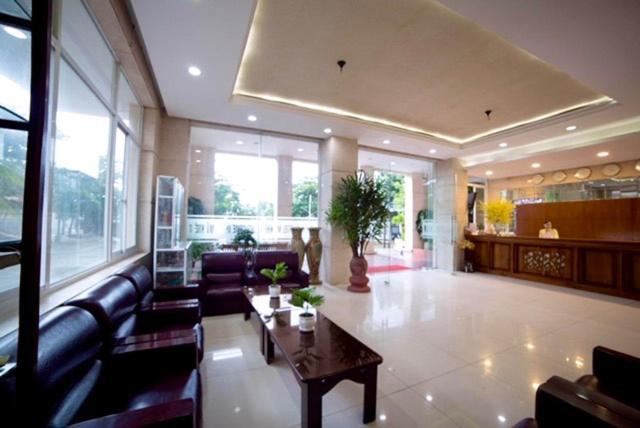 My Khe 2 Da Nang Seafront Hotel Екстер'єр фото